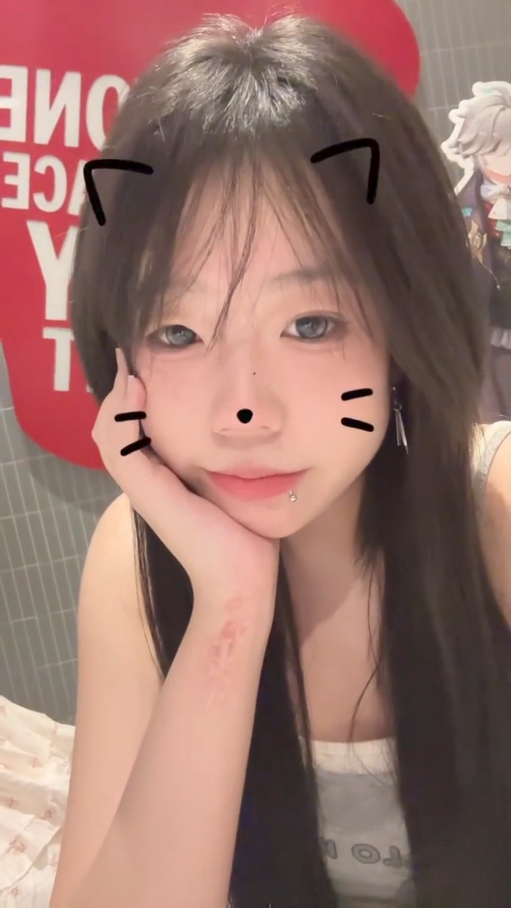 A18岁大长腿173娜娜ð上ðªð✌