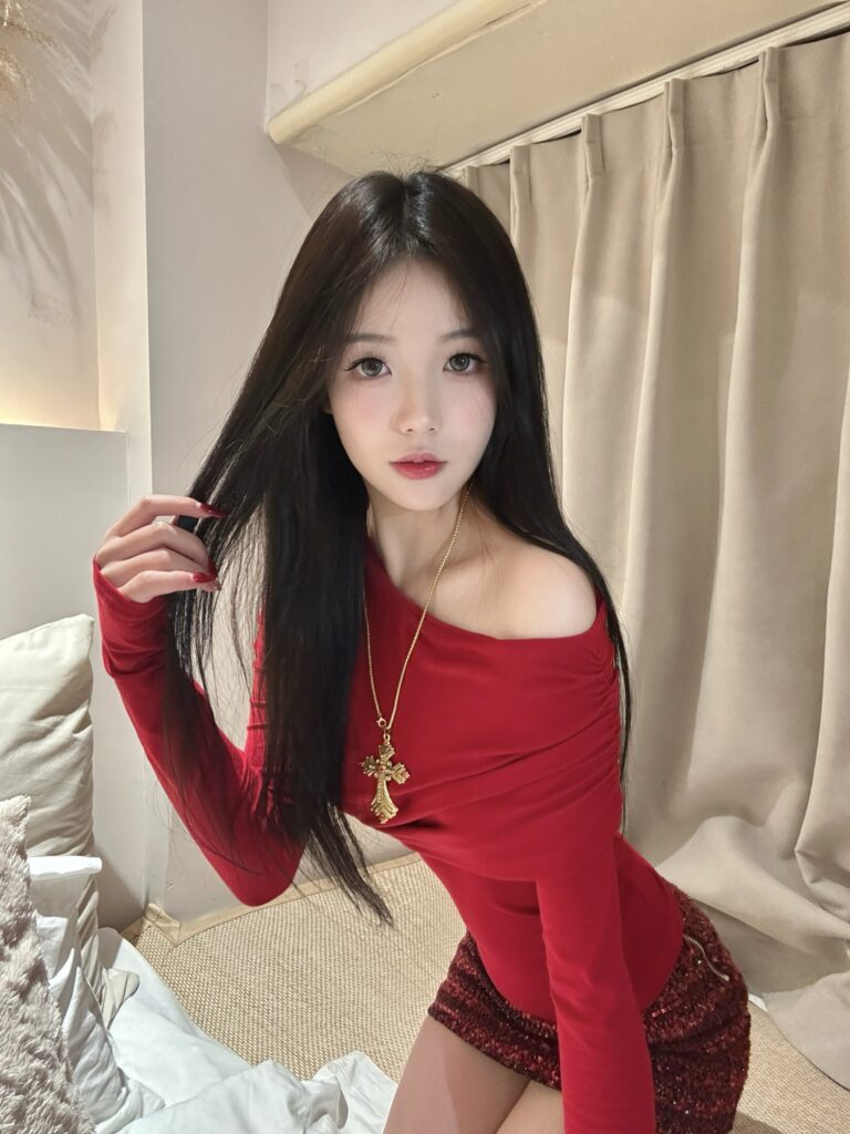 A+ 颜妙 21岁 电商内衣模特  身材完美 五官精致 女友感十足，欲罢不能